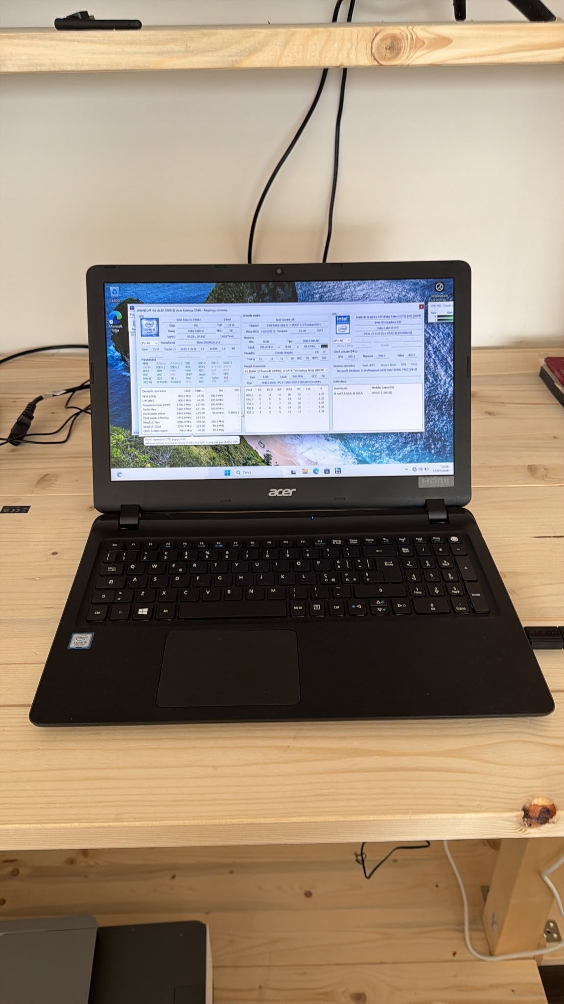Acer Extensa 2540 | Intel Core i5 | 8GB RAM | SSD 128GB | Windows 11 Pro - JoJòTechRepair