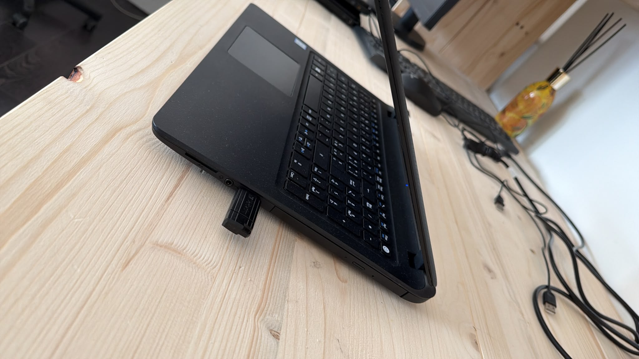 Acer Extensa 2540 | Intel Core i5 | 8GB RAM | SSD 128GB | Windows 11 Pro - JoJòTechRepair