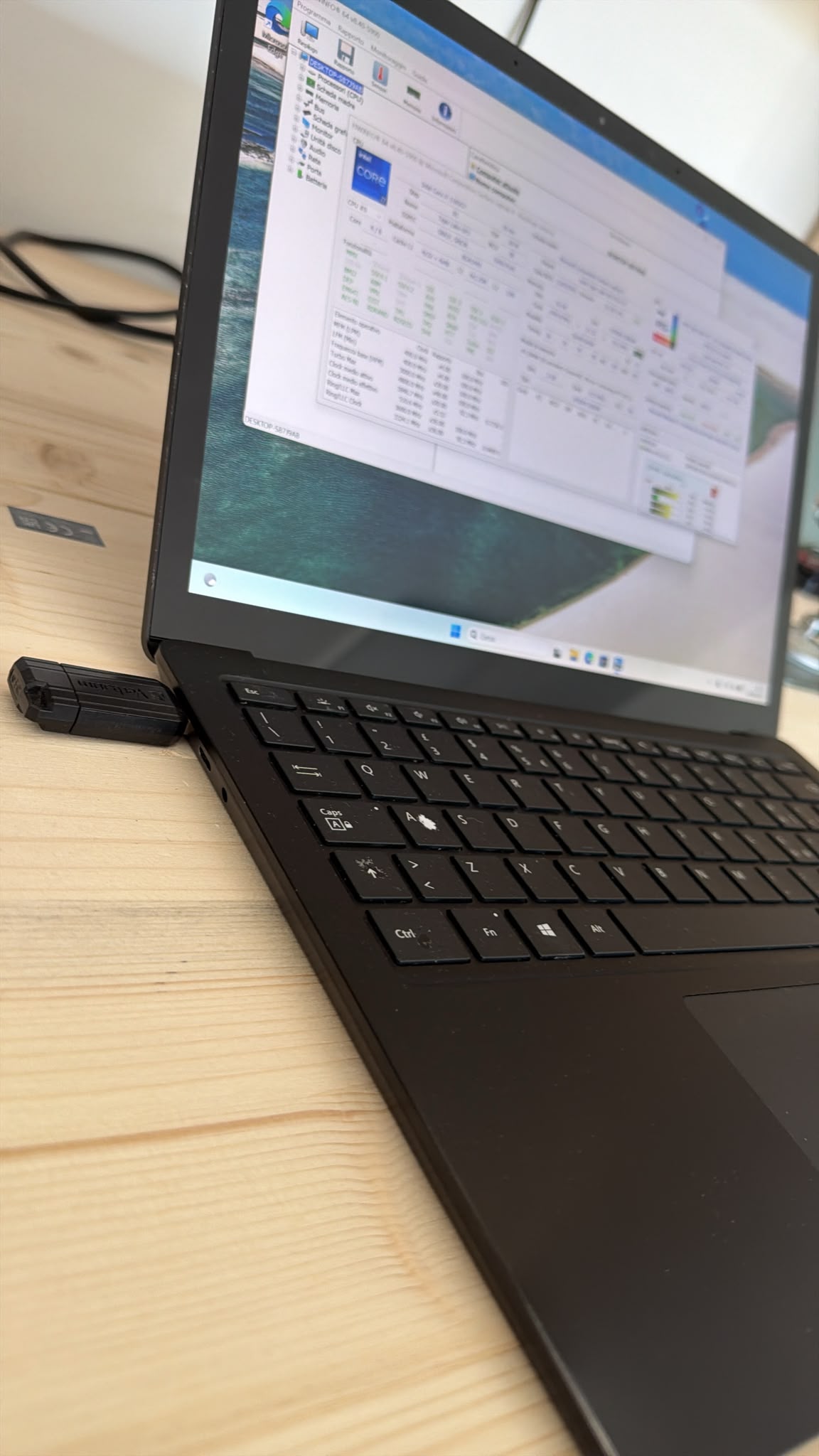 Microsoft Surface Laptop 4 13,5" Touch i7 16GB SSD 256GB Windows 11 Pro – Batteria nuova - JoJòTechRepair